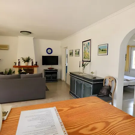 Barbara Вилла *